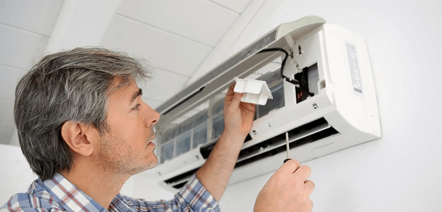 Preparing  Home Vacation ductless maintenance technician